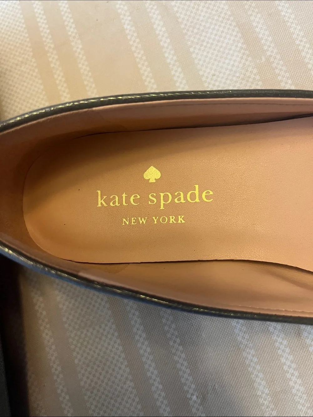 kate spade Metallic gray Ballet Flats with Bow Trim size 6.5B